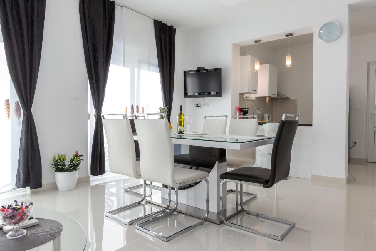 Apartments & Rooms Jure Barić Draga Exterior foto