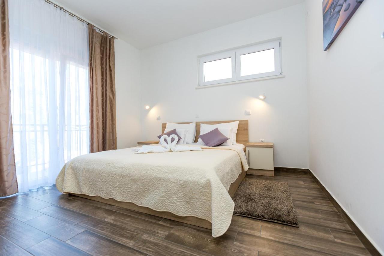 Apartments & Rooms Jure Barić Draga Exterior foto