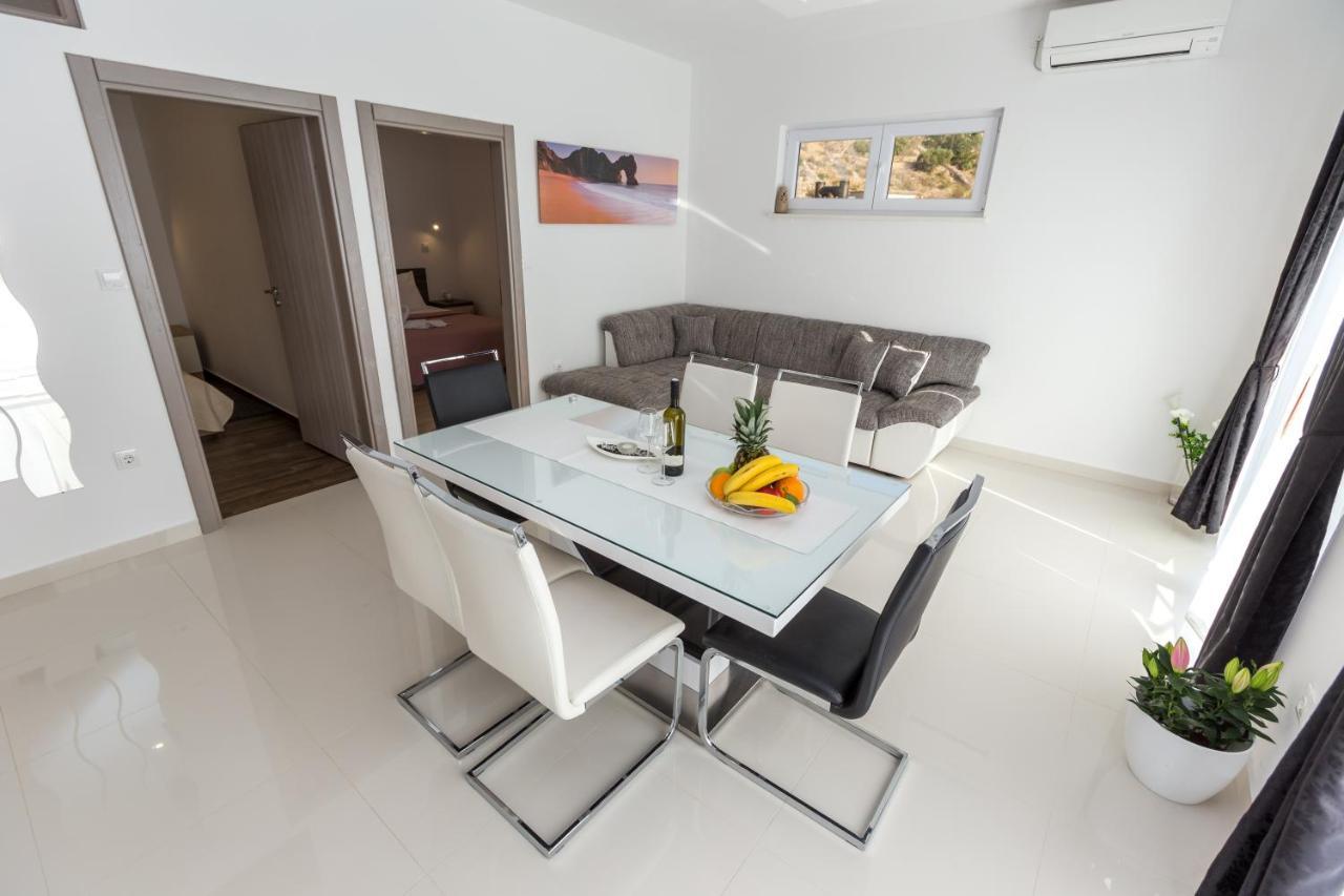 Apartments & Rooms Jure Barić Draga Exterior foto