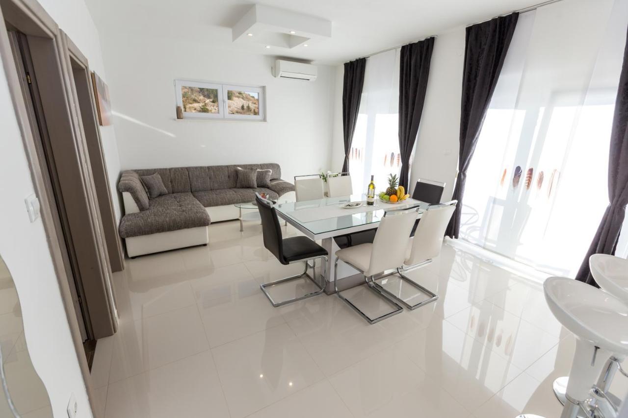 Apartments & Rooms Jure Barić Draga Exterior foto